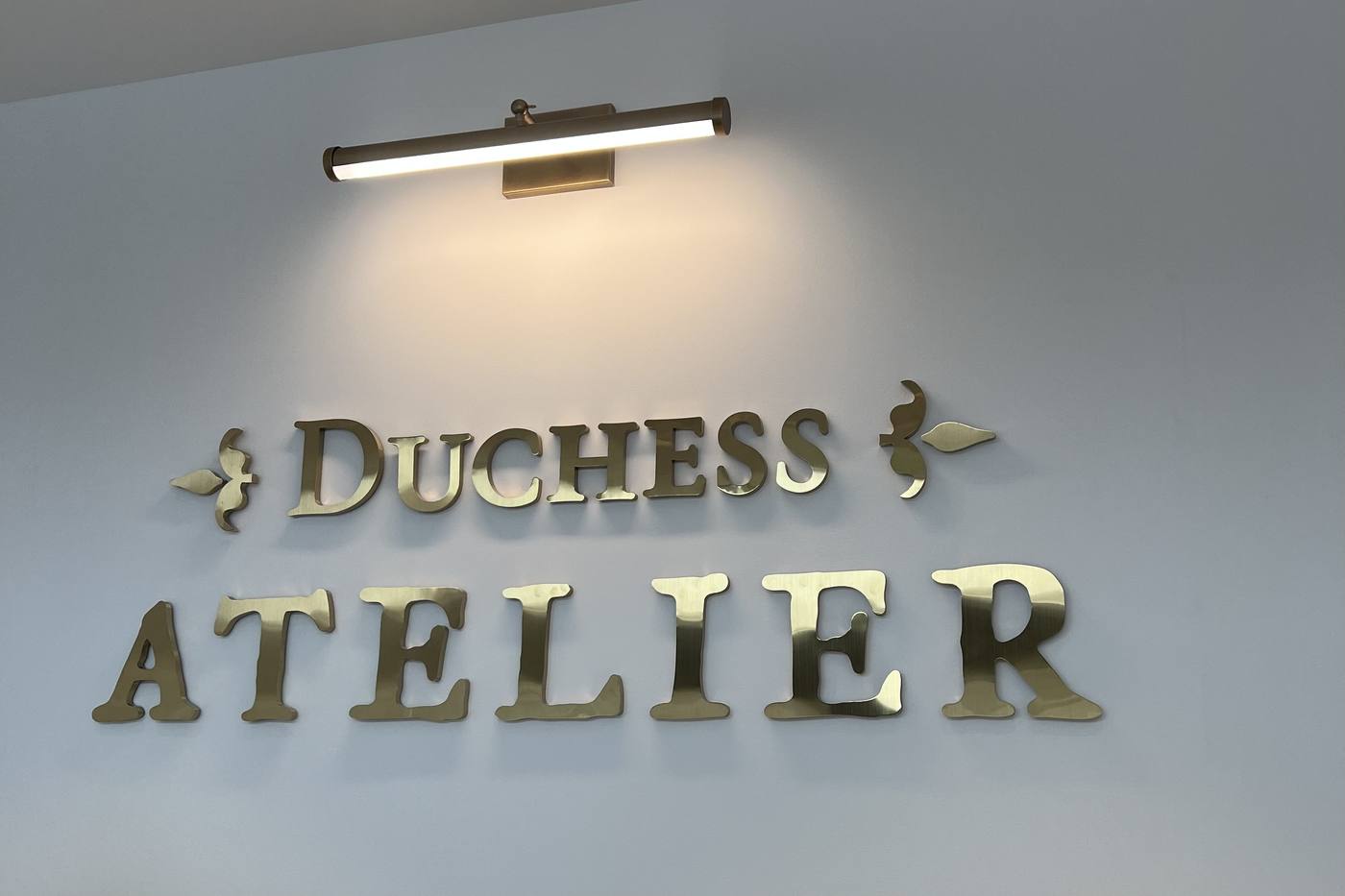Duchess Atelier - Interior dimensional letters