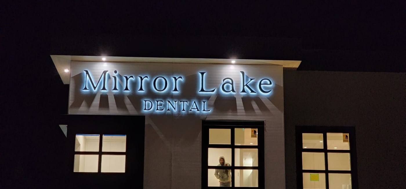Mirror Lake Dental - Illuminated storefront